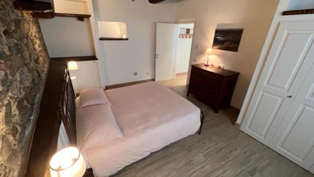 Rustichino Apartment Nebbiuno ภายนอก รูปภาพ