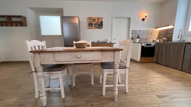Rustichino Apartment Nebbiuno ภายนอก รูปภาพ